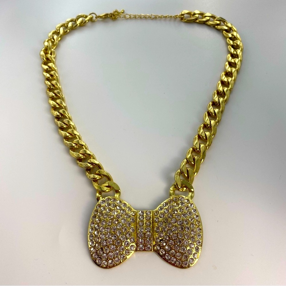 Chunky Gold Tone Bow Pendant Necklace w/Clear Rhinestones 16” Bling Statement